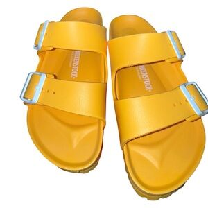 BNWT Arizona Eva Scuba Yellow Birks
